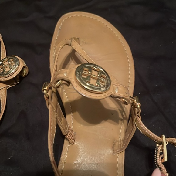 Tory Burch thong sandals 9.5M - Picture 2 of 3